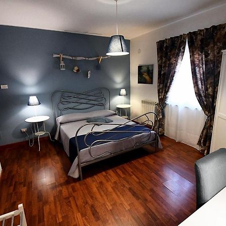 B&B Borgo Antico เปียซซา อาร์เมรีนา ภายนอก รูปภาพ