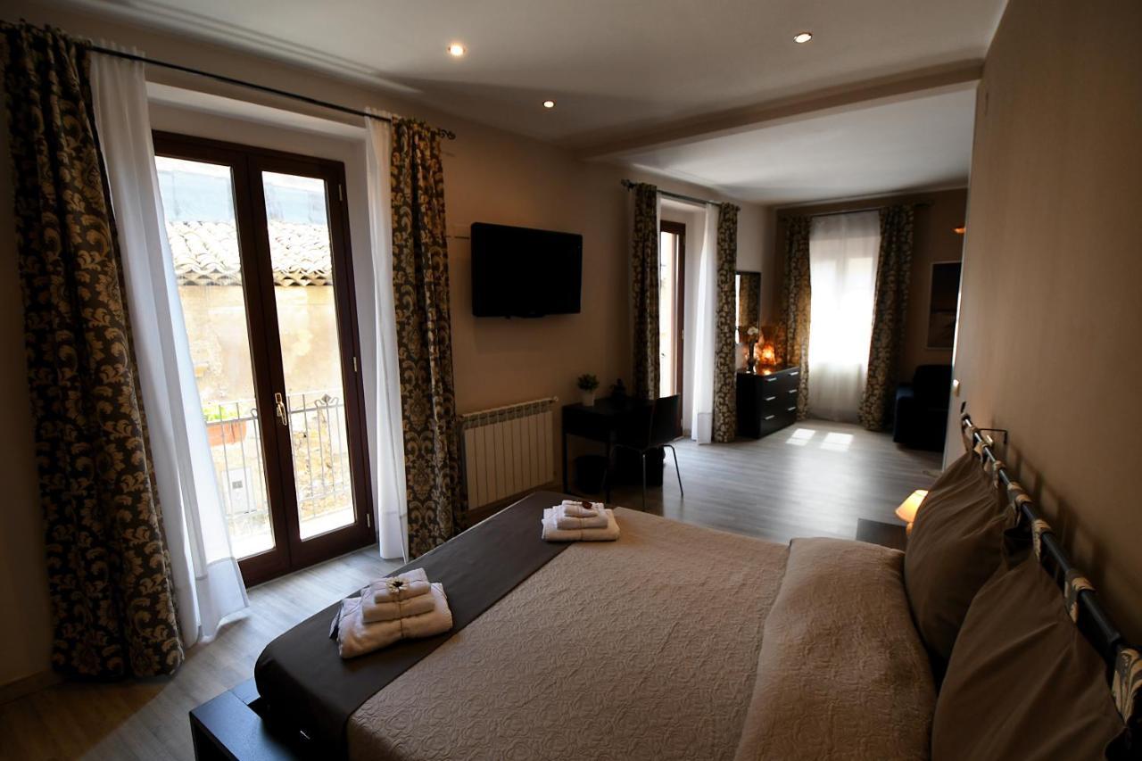 B&B Borgo Antico เปียซซา อาร์เมรีนา ภายนอก รูปภาพ