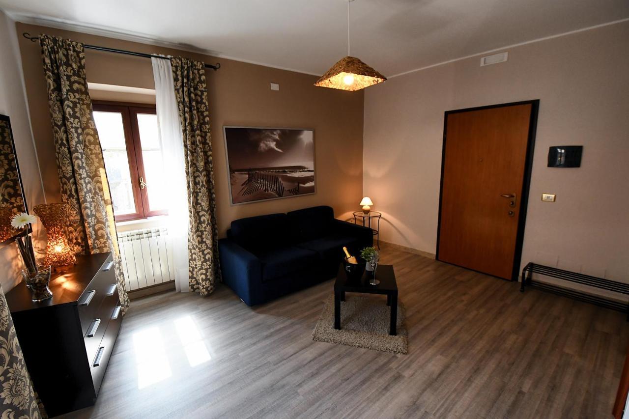 B&B Borgo Antico เปียซซา อาร์เมรีนา ภายนอก รูปภาพ