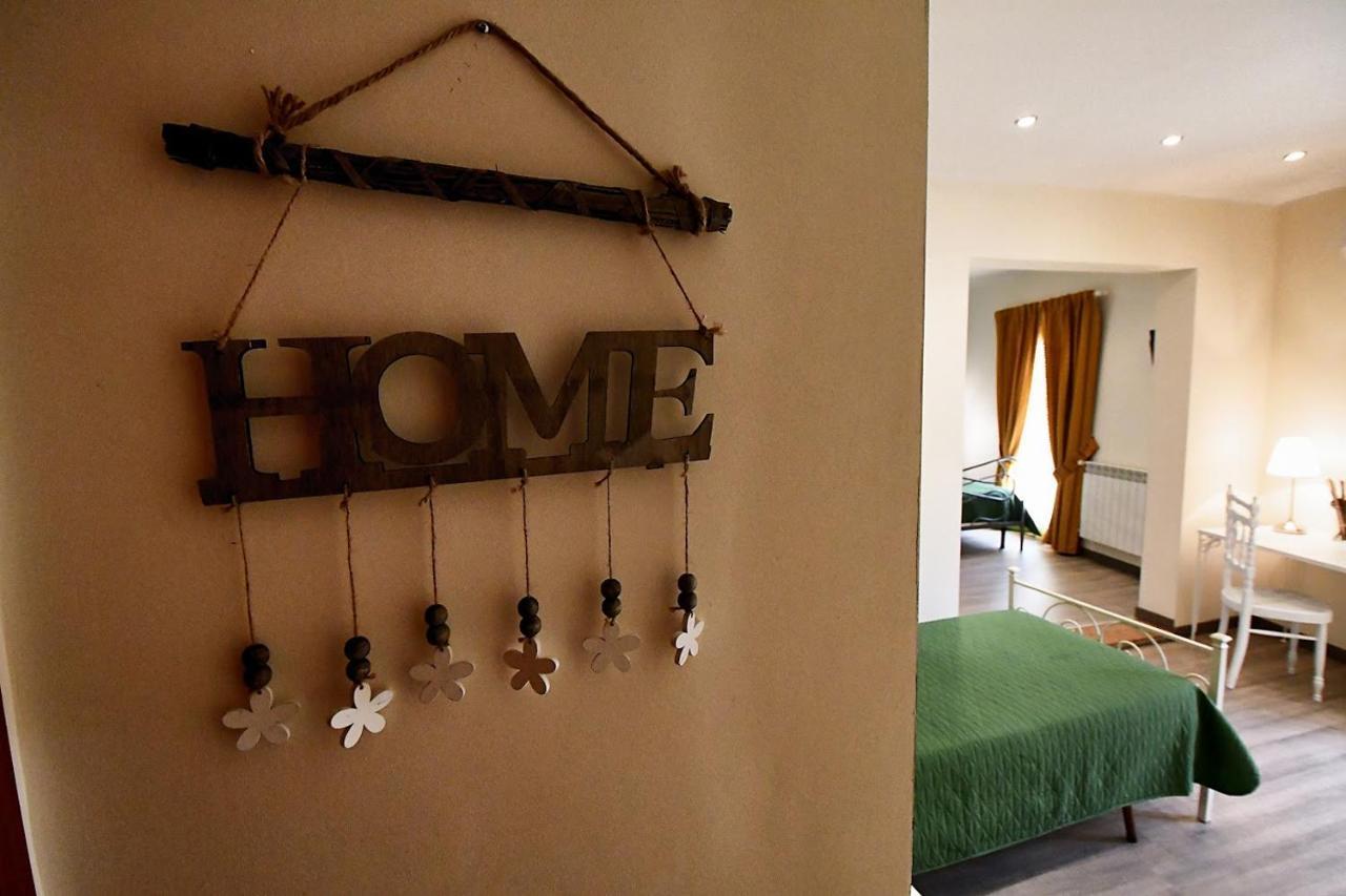 B&B Borgo Antico เปียซซา อาร์เมรีนา ภายนอก รูปภาพ