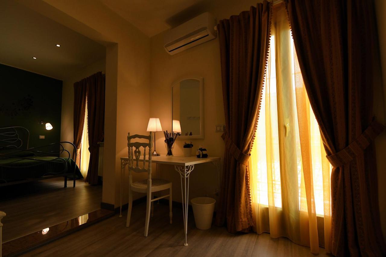 B&B Borgo Antico เปียซซา อาร์เมรีนา ภายนอก รูปภาพ
