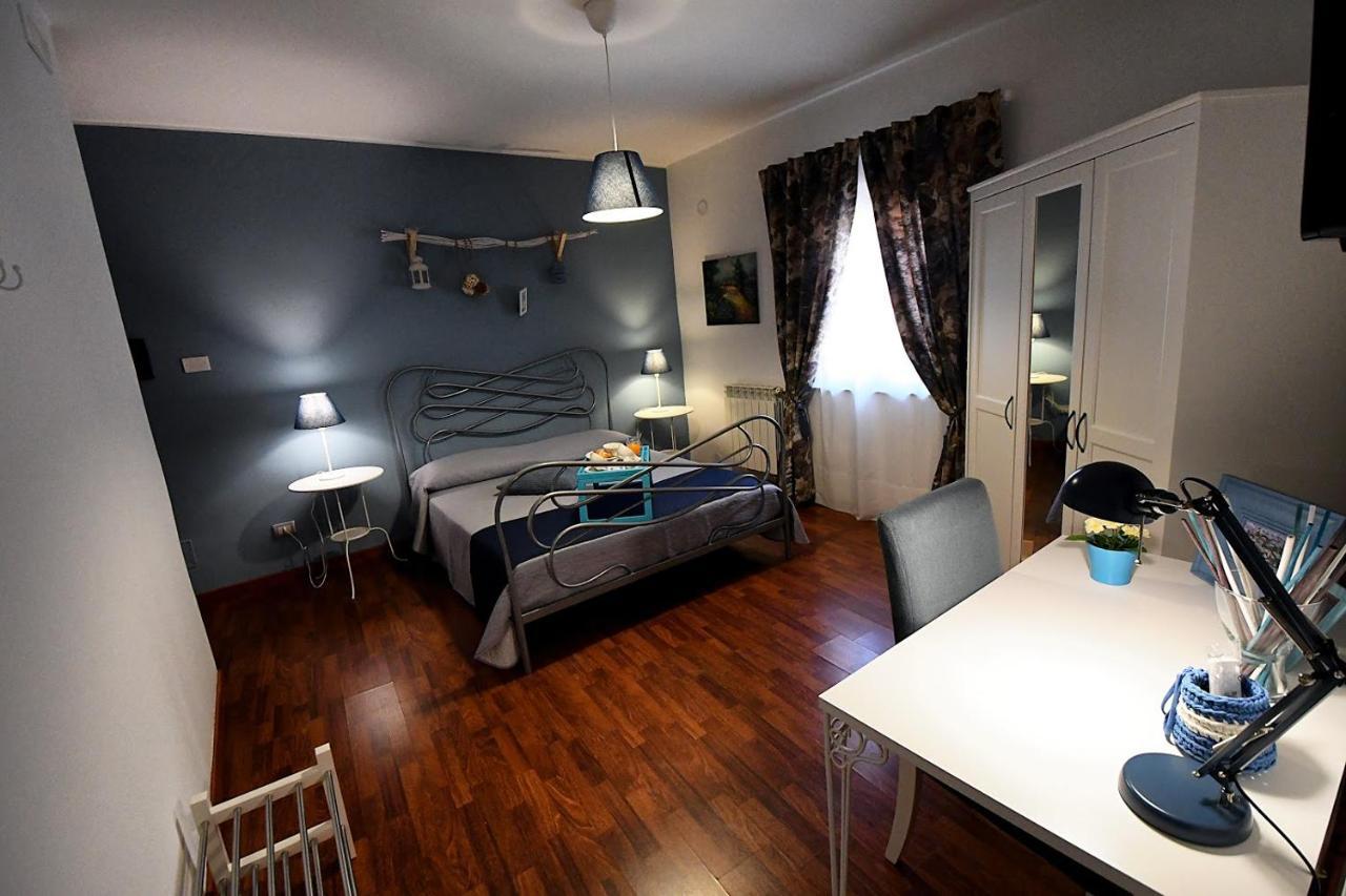 B&B Borgo Antico เปียซซา อาร์เมรีนา ภายนอก รูปภาพ